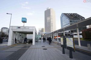 東京メトロ豊洲駅